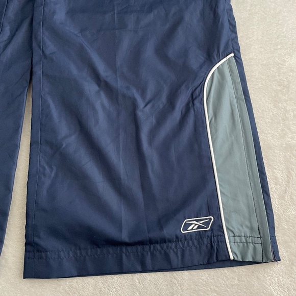Reebok Vintage Men’s Track Windbreaker Pants Ankle Zippers Size Medium Navy Blue - Picture 8 of 12